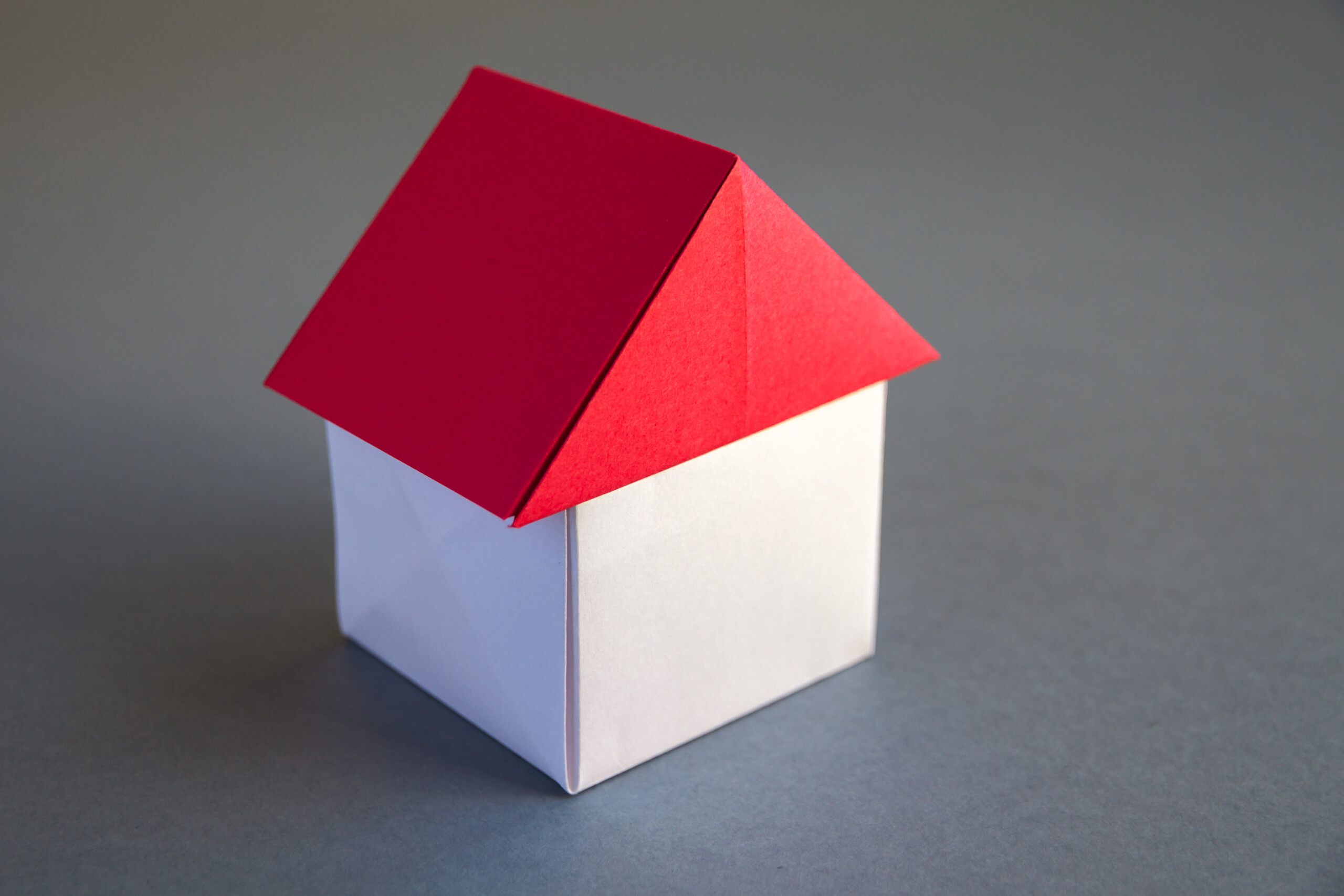 WHite and red papaer house