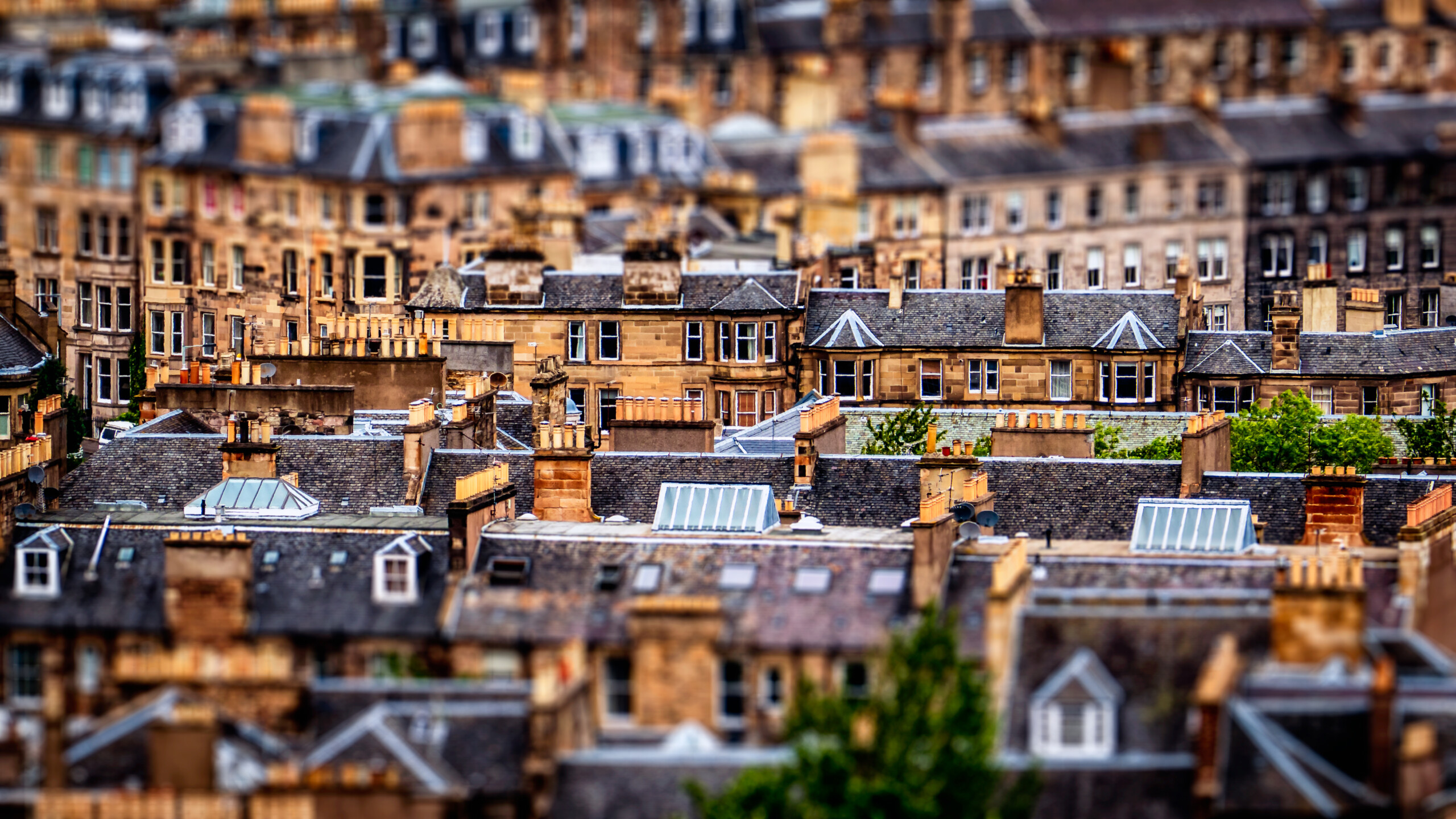 tilt-shift-image-cityscape